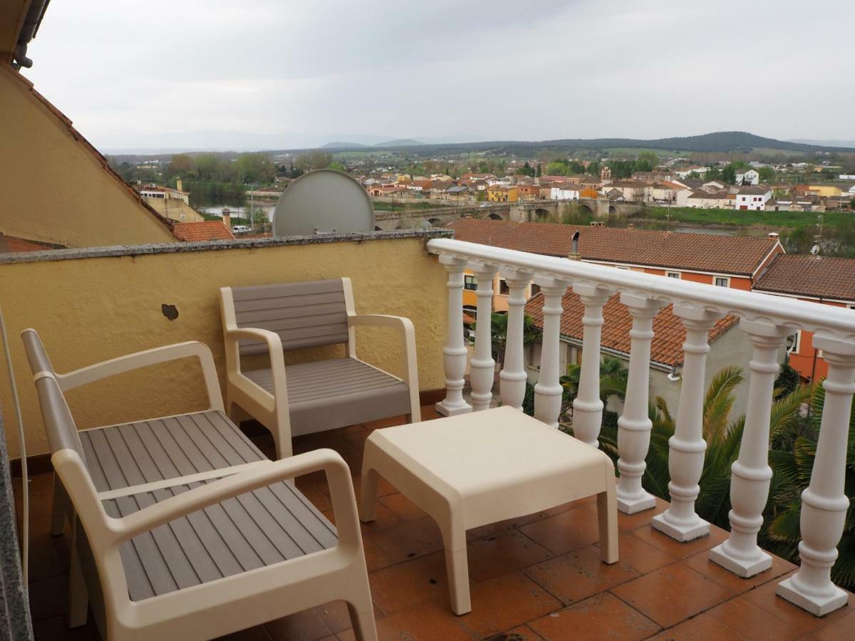 El Cerezo Ciudad Rodrigo Exterior foto